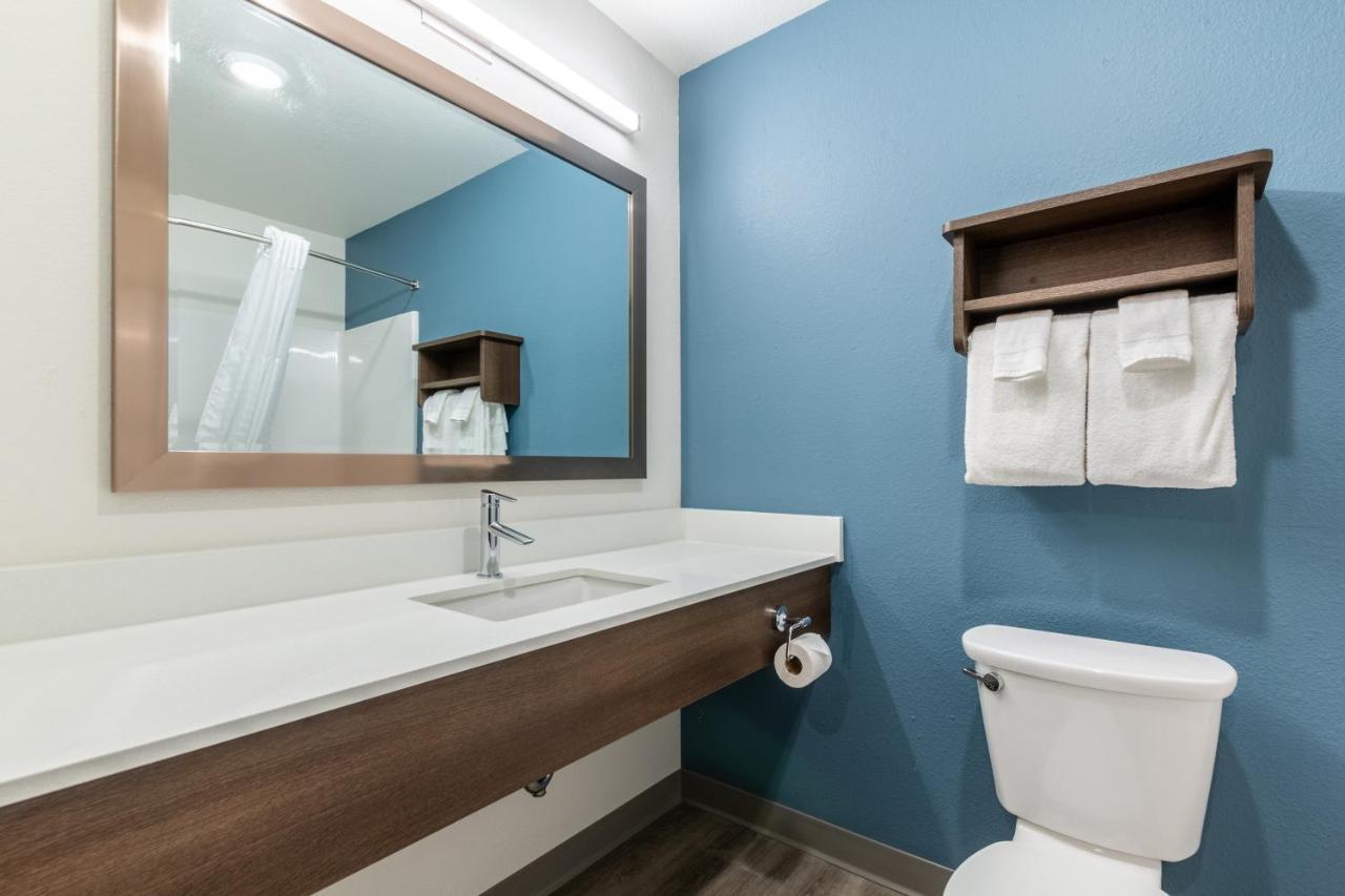 Woodspring Suites Gurnee - Chicago Bagian luar foto