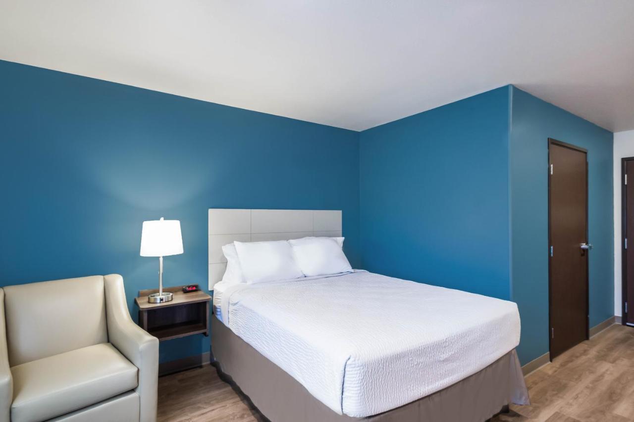 Woodspring Suites Gurnee - Chicago Bagian luar foto