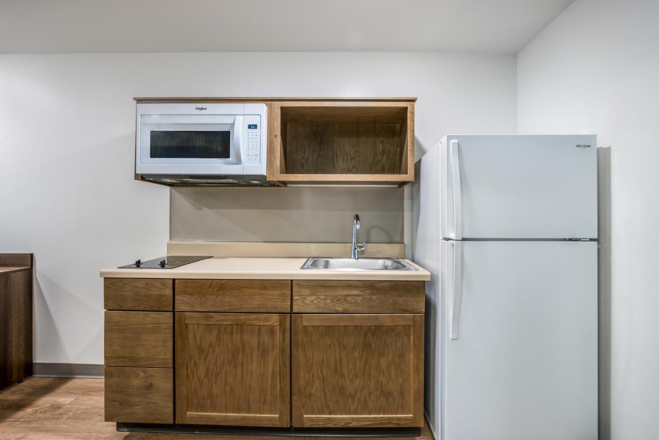 Woodspring Suites Gurnee - Chicago Bagian luar foto
