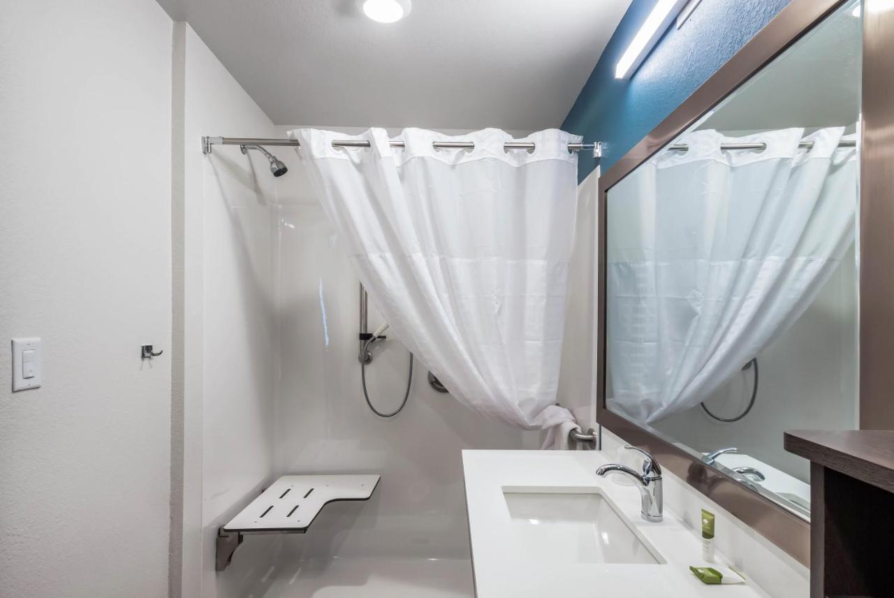 Woodspring Suites Gurnee - Chicago Bagian luar foto