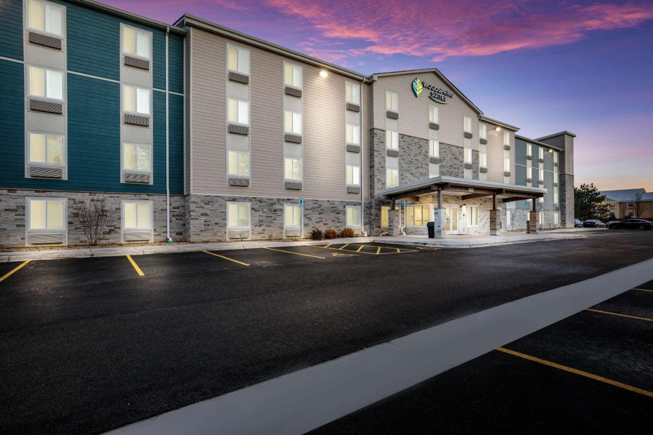 Woodspring Suites Gurnee - Chicago Bagian luar foto