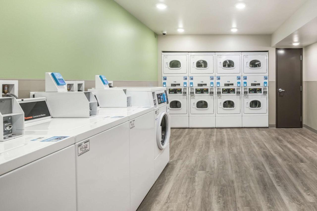 Woodspring Suites Gurnee - Chicago Bagian luar foto