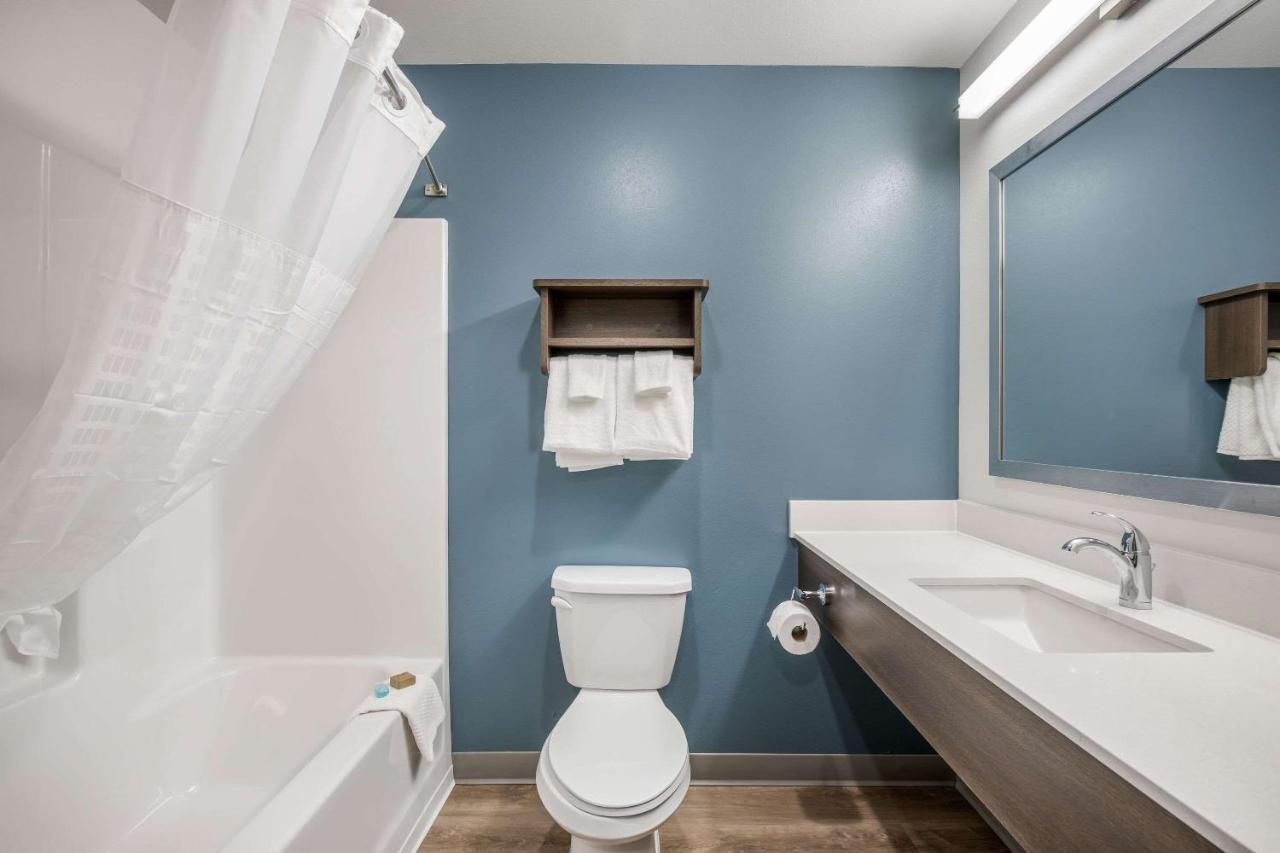Woodspring Suites Gurnee - Chicago Bagian luar foto